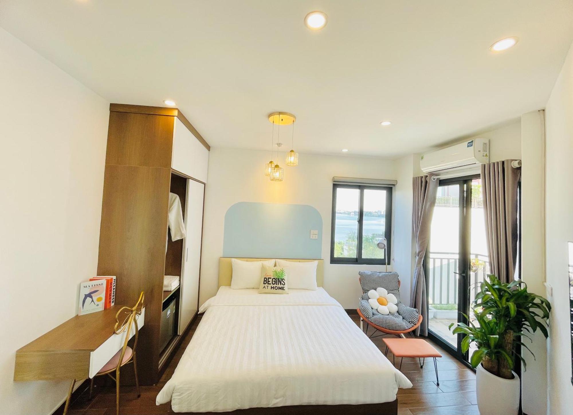 T98 Westlake Trich Sai - Tay Ho Center Lake View Studio, Hanoi